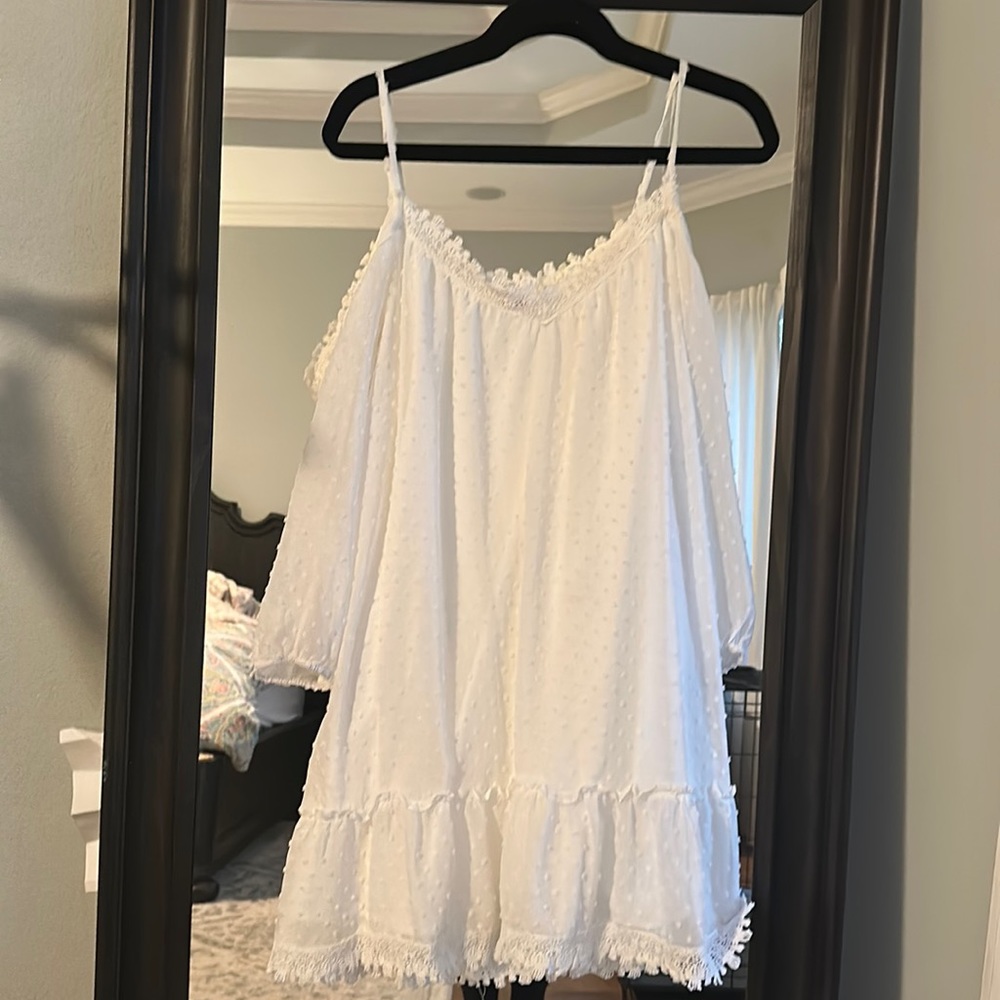 White BB Dakota off the should dress